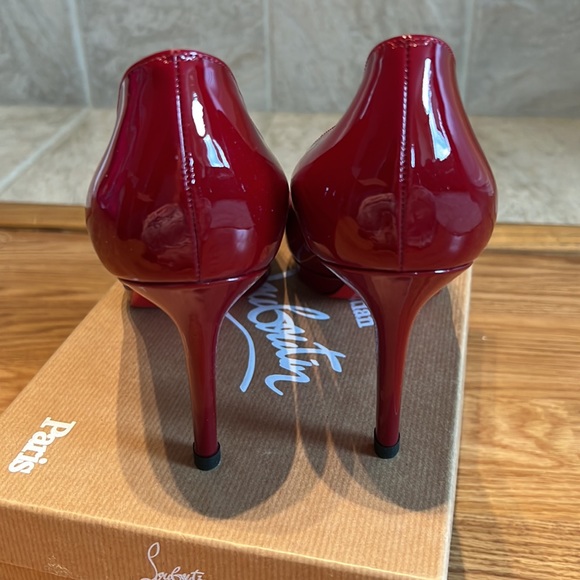 Absolute must haves Pigalle Plato 100 Patent red heels - Picture 6 of 8